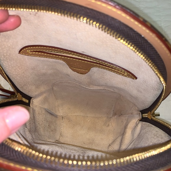 LOUIS VUITTON Backpack. - Picture 3 of 4